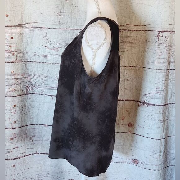 Eileen Fisher Tie Dye Silk Tank Size Medium - Picture 3 of 6